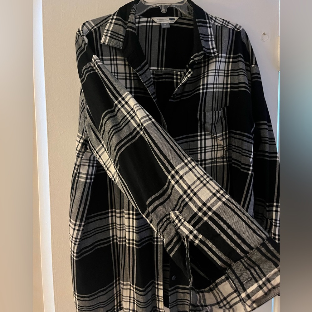Old Navy button up plaid shirt